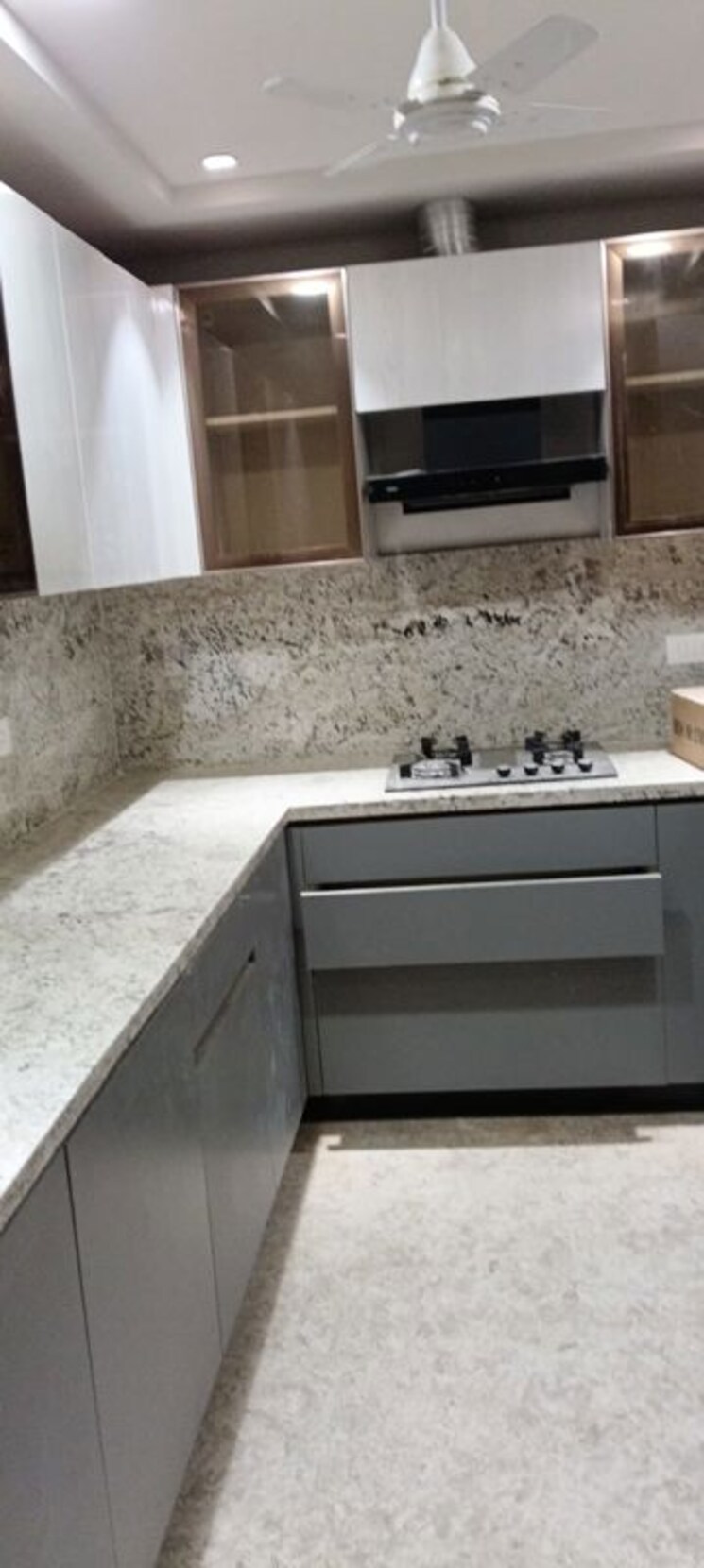 Kitchen, sarvodaya enclave 3 Bedroom 217 Sq.Yd. Builder Floor In Sarvodaya Enclave Delhi 9804551