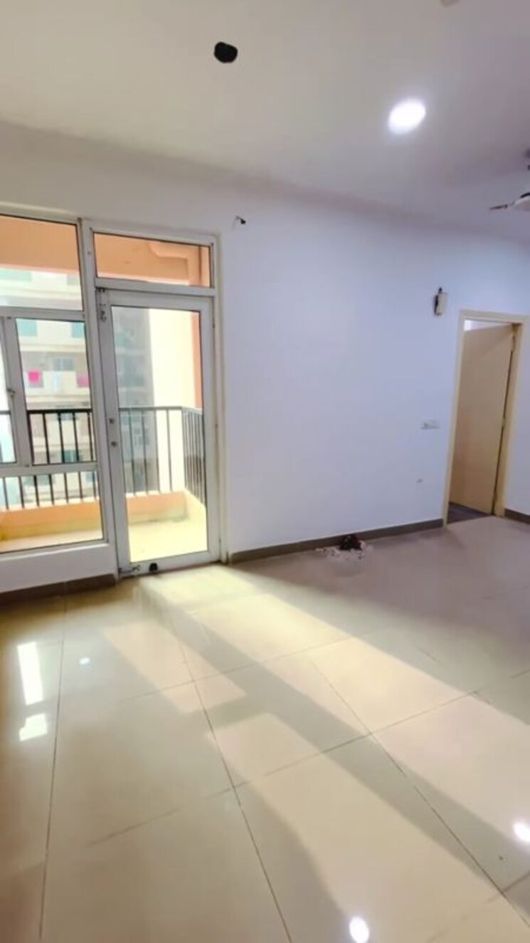 Room, gaur-city-2-12th-avenue 2 Bedroom 1055 Sq.Ft. Apartment In Sector 16c Greater Noida Greater Noida 9804706