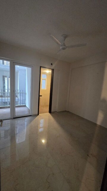 Building Lobby in 3.5 BHK Builder Floor at M3M Soulitude, Sector 89 – for Sale