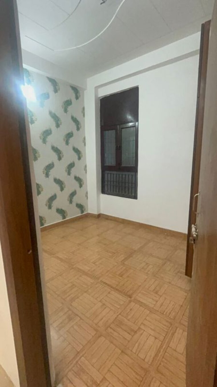 Room, pratap vihar 2 Bedroom 750 Sq.Ft. Builder Floor In Pratap Vihar Ghaziabad 9797481