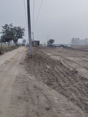  Plot For Sale in Faridabad Central