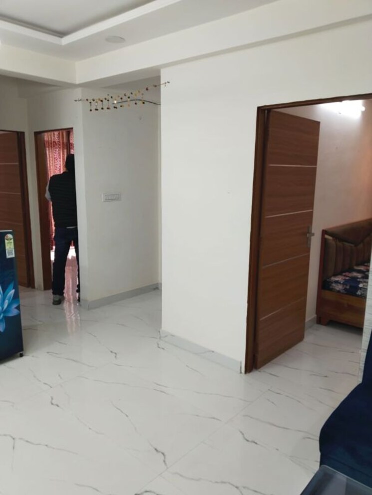 Room, shri kishanpura 3 Bedroom 1400 Sq.Ft. Apartment In Shri Kishanpura Jaipur 9804979