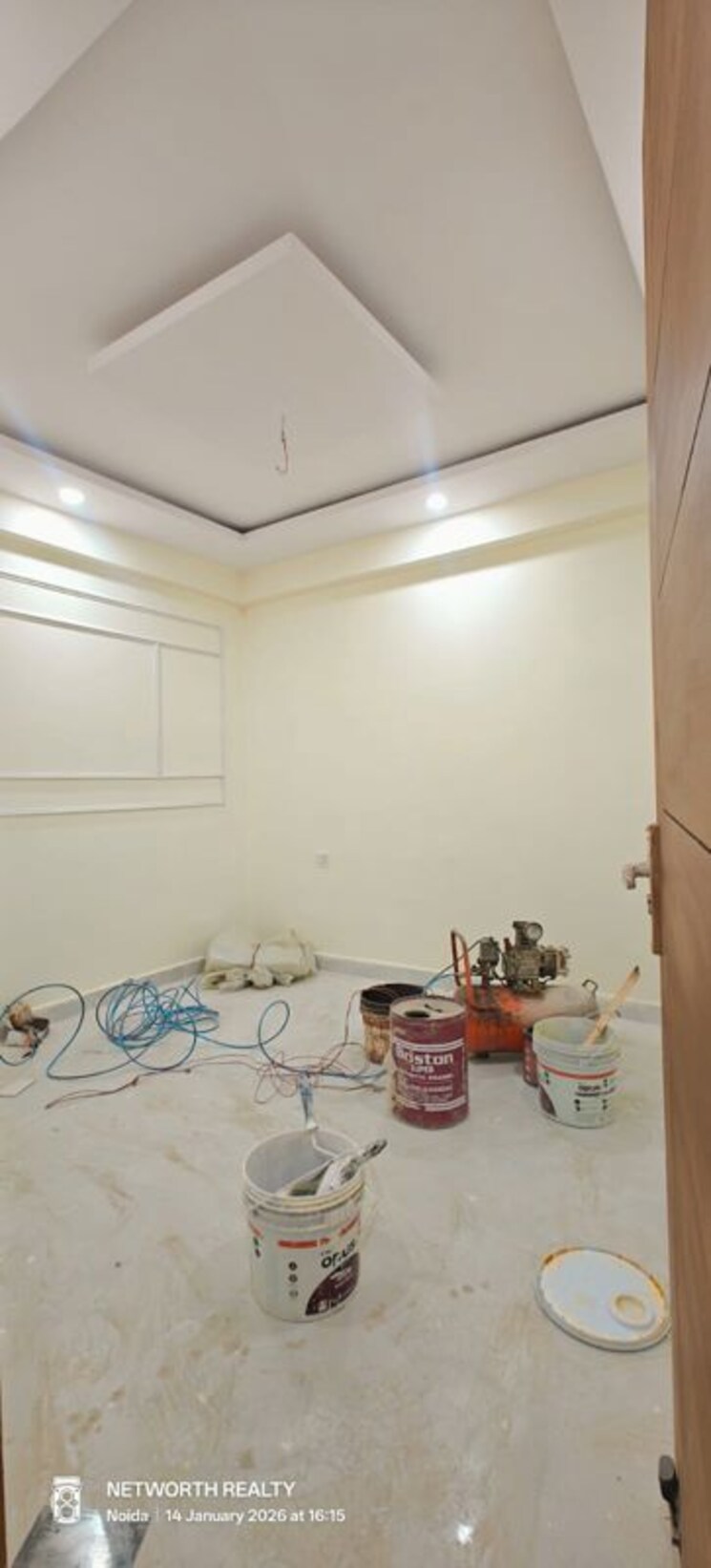 Living Room, sector 73 3 Bedroom 1300 Sq.Ft. Builder Floor In Sector 73 Noida 9804991