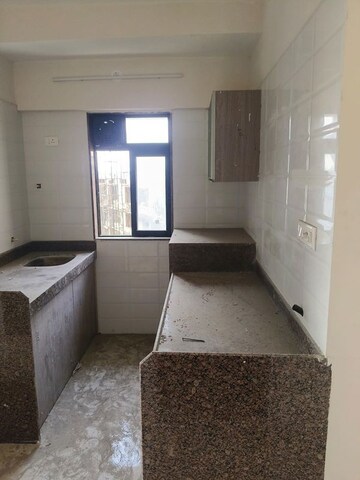 Bathroom in 1.5 BHK Apartment at Chandiwala Pearl Heaven, Andheri East – for Rent
