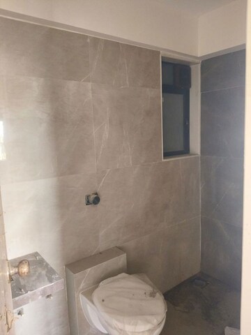 Bathroom in 1.5 BHK Apartment at Chandiwala Pearl Heaven, Andheri East – for Rent