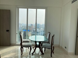  1 BHK Apartment at Bandra West – for Rent