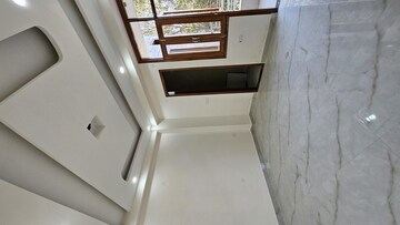 Master Bedroom in 3 BHK Apartment at Gtb Enclave – for Rent