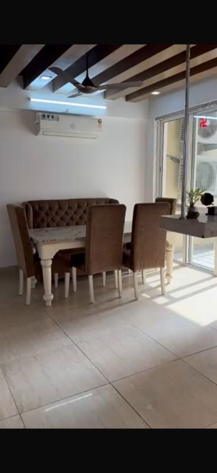 Living Room, 3c-lotus-boulevard-espacia 4 Bedroom 2764 Sq.Ft. Apartment In Sector 100 Noida 9805358