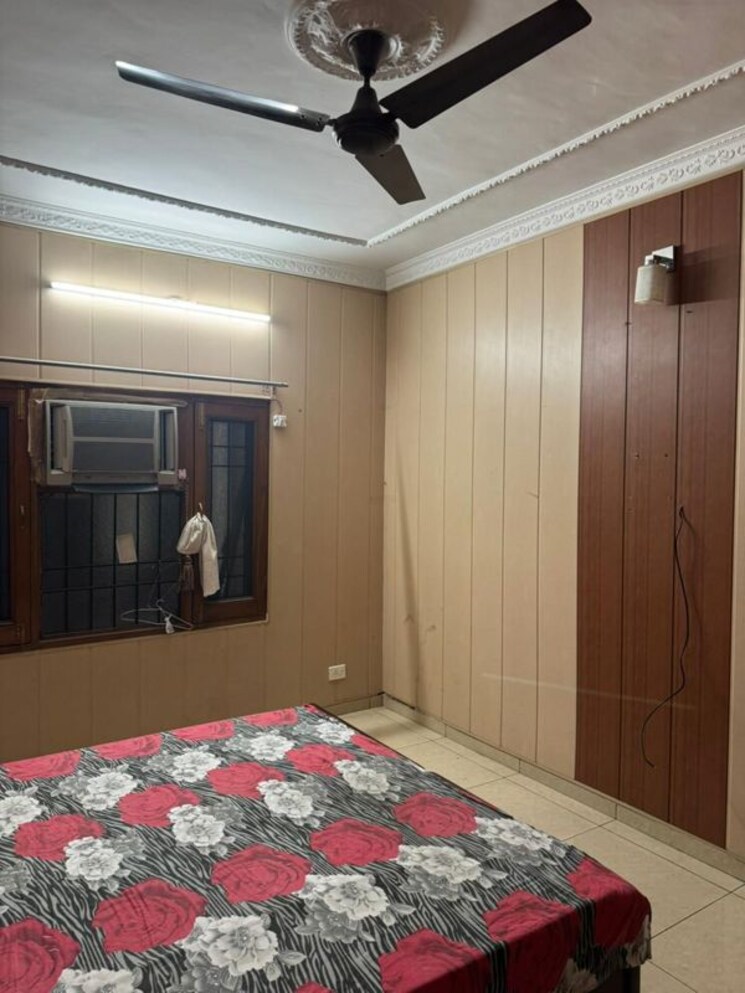 Bedroom, sector 38 3 Bedroom 1200 Sq.Ft. Independent House In Sector 38 Chandigarh 9805430