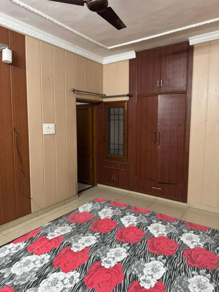 Master Bedroom, sector 38 3 Bedroom 1200 Sq.Ft. Independent House In Sector 38 Chandigarh 9805430