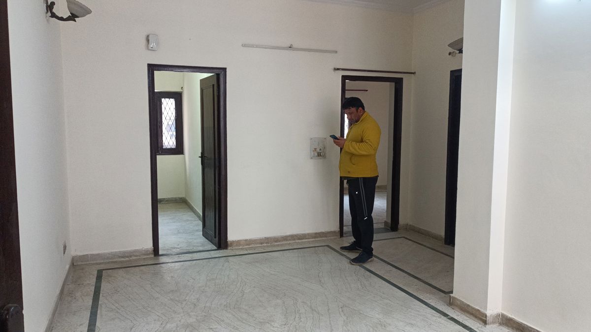 2 BHK Builder Floor For Rent in Ramprastha Society