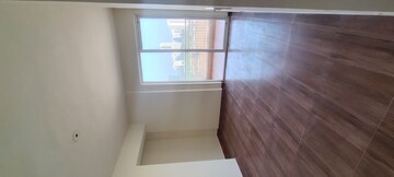 Room in 2 BHK Apartment at Ansal Highland Park, Sector 103 – for Rent