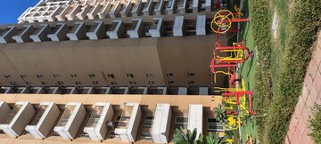 Master Bedroom in 2 BHK Apartment at Ansal Highland Park, Sector 103 – for Rent