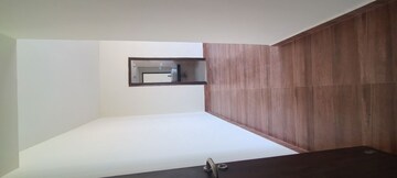 Furnished Amenities in 2 BHK Apartment at Ansal Highland Park, Sector 103 – for Rent