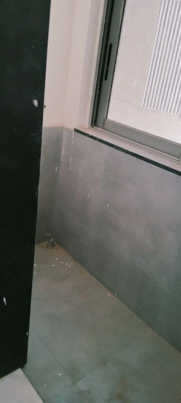  2 BHK Apartment at Bhoomi Celestia, Malad West – for Sale