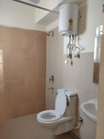 3 BHK Apartment For Rent in Emaar Palm Premier, Sector 77