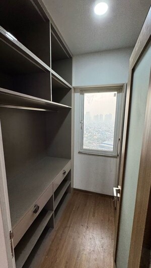 Furnished Amenities in 4 BHK Apartment at Godrej Woods, Sector 43 – for Rent