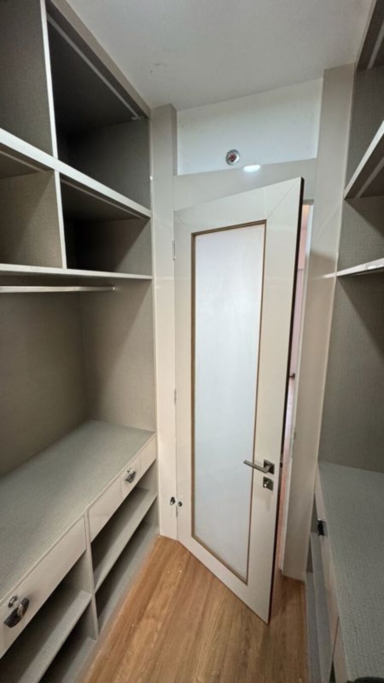 Kitchen, godrej-woods 4 Bedroom 2289 Sq.Ft. Apartment In Sector 43 Noida 9805533