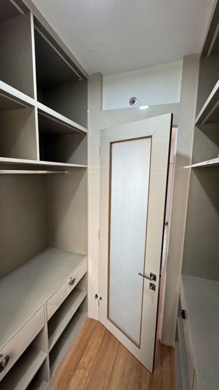 Kitchen, godrej-woods 4 Bedroom 2289 Sq.Ft. Apartment In Sector 43 Noida 9805533