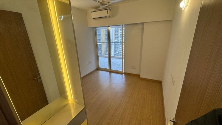 Room, godrej-woods 4 Bedroom 2289 Sq.Ft. Apartment In Sector 43 Noida 9805533