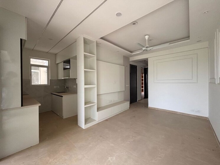 Room, signature-global-park-4-and-5 3 Bedroom 1081 Sq.Ft. Builder Floor In Sohna Sector 36 Gurgaon 9805576