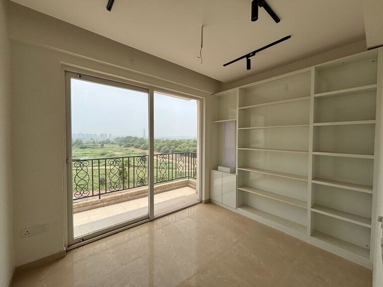 Room, signature-global-park-4-and-5 3 Bedroom 1081 Sq.Ft. Builder Floor In Sohna Sector 36 Gurgaon 9805576