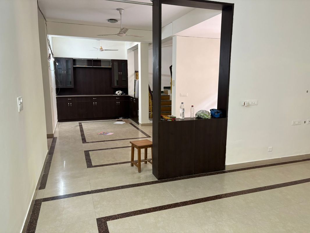 3 BHK Builder Floor For Rent in Sector 22