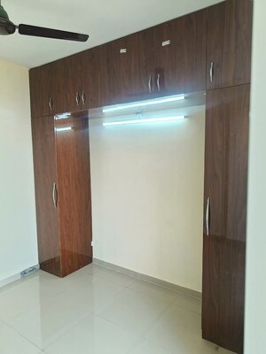 Room in 1 BHK Apartment at Pyramid Altia, Sector 70 – for Rent