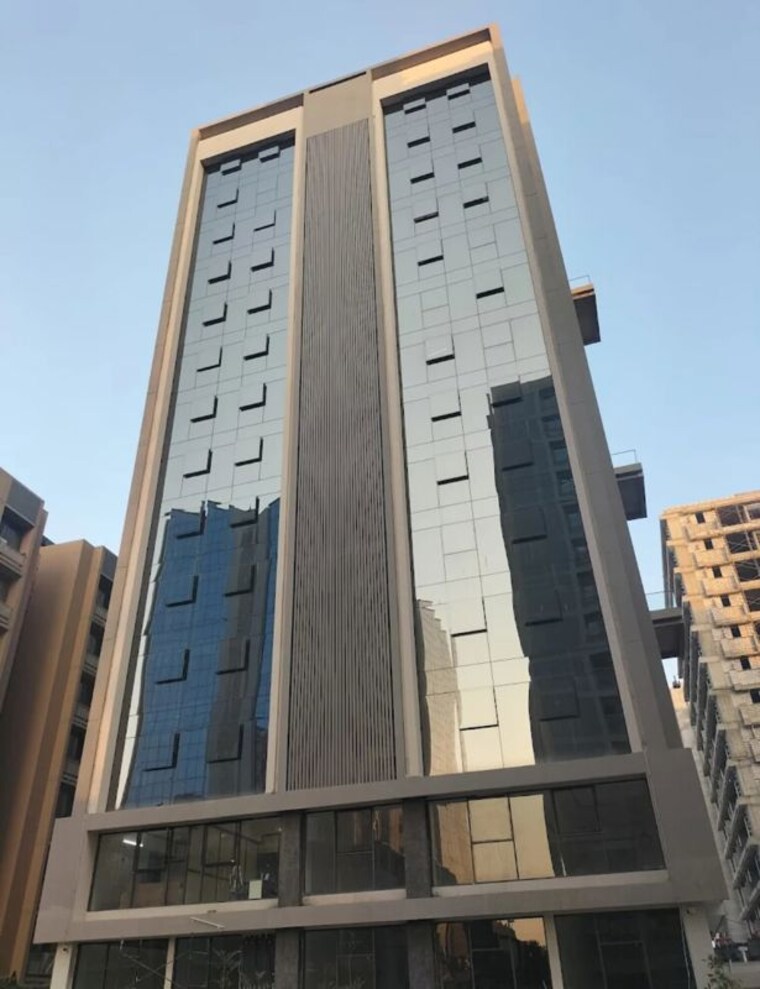 Exterior View, vaishnodevi circle Commercial Office Space 640 Sq.Ft. In Vaishnodevi Circle Ahmedabad 9805573
