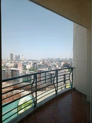 Balcony in 5 BHK Apartment at Pearls Gateway Tower, Sector 44 – for Rent