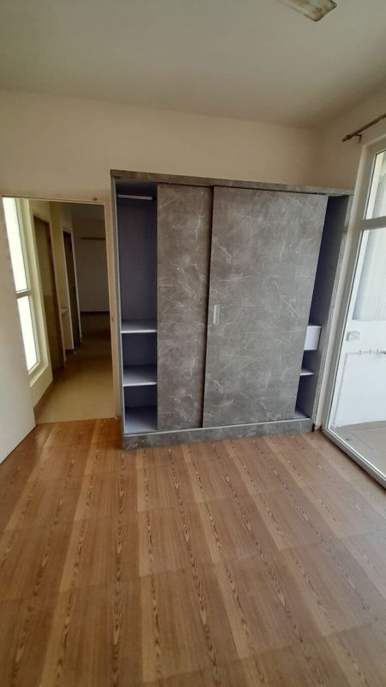 Room, tulip-lemon 2 Bedroom 526 Sq.Ft. Apartment In Sector 69 Gurgaon 9805747