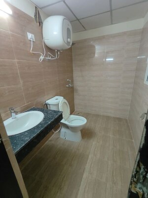 Bathroom in 2.5 BHK Apartment at Gardenia Gateway, Sector 75 – for Rent