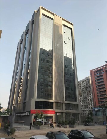  Office Space For Rent in Vaishnodevi Circle