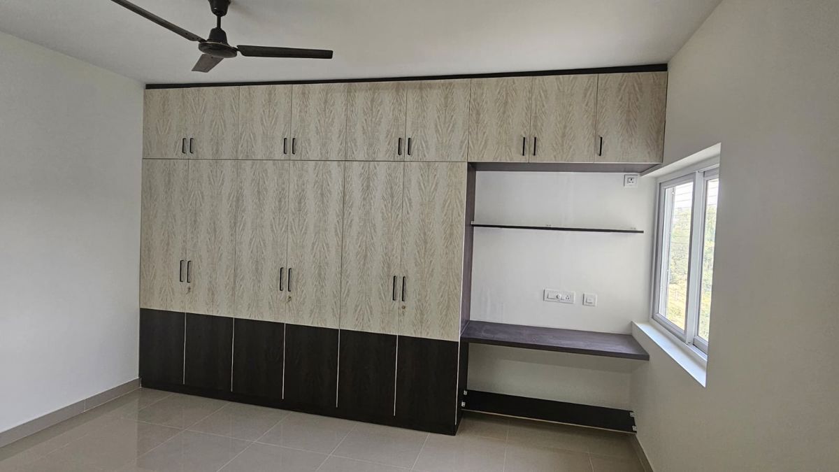 3 BHK 2400 Sq.Ft. Apartment in Karle Zenith Residence