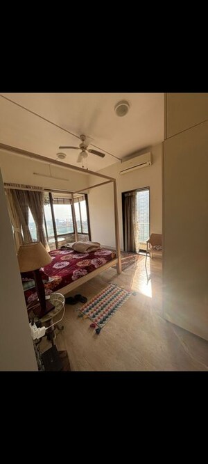 Living Room in 3 BHK Apartment at Poseidon Apartment, Andheri West – for Rent