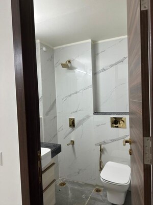 Bathroom in 3 BHK Apartment at Smart World Orchard, Sector 61 – for Sale