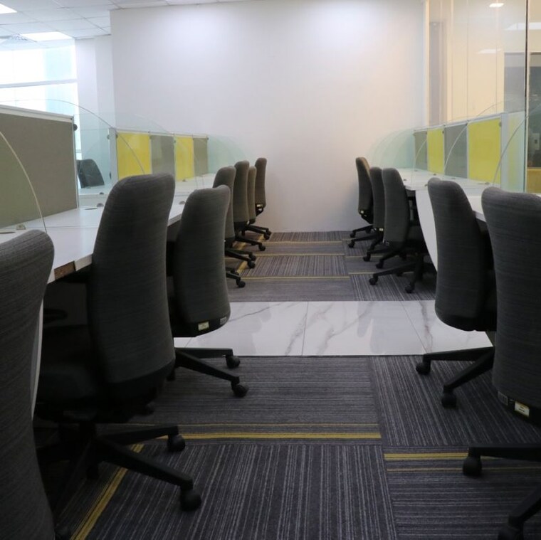 Team Area, udyog vihar phase 5 Commercial Office Space in IT/SEZ 20000 Sq.Ft. In Udyog Vihar Phase 5 Gurgaon 9805983