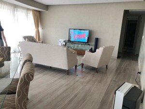 Team Area in 3.5 BHK Apartment at Kohinoor Square Altissimo, Dadar West – for Sale