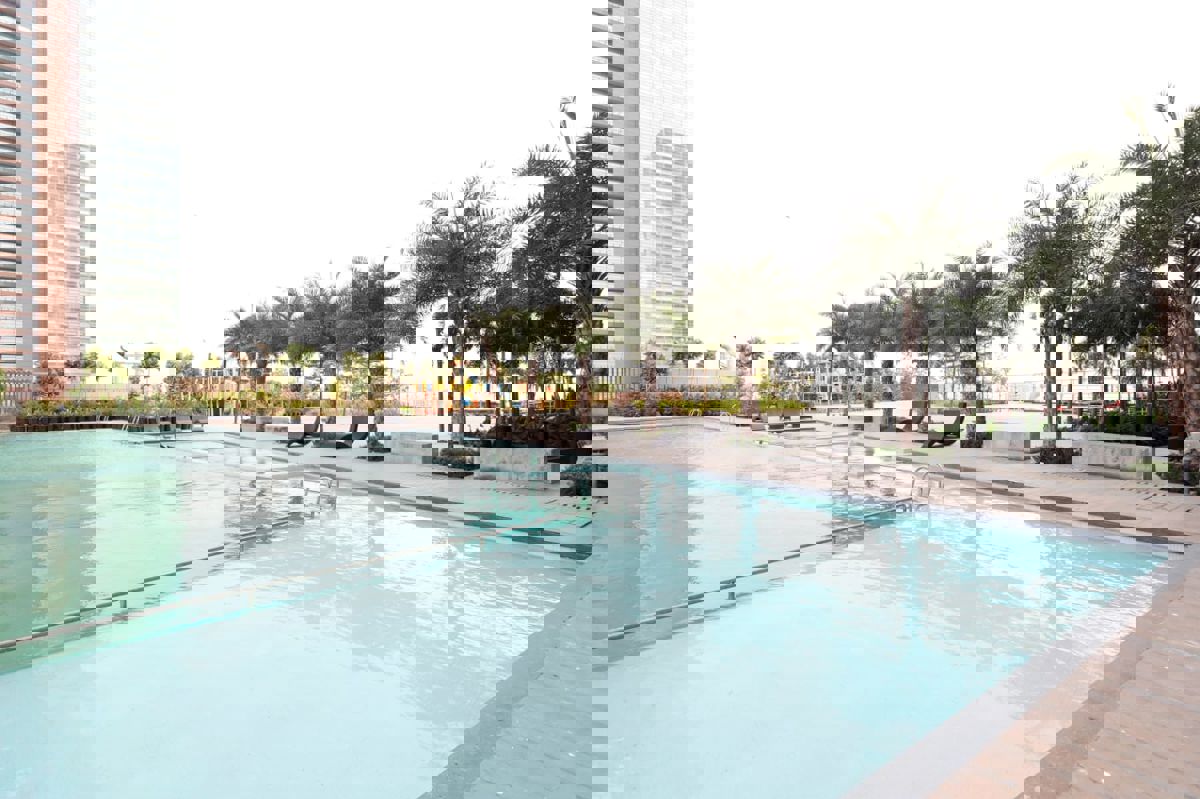 3.5 BHK + Pooja Room,Servant Room Apartment For Sale in Kohinoor Square Altissimo