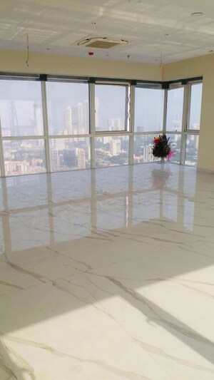 Room in 3.5 BHK Apartment at Kohinoor Square Altissimo, Dadar West – for Sale