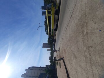  Shop For Rent in Squarefeet Grand Square, Anand Nagar