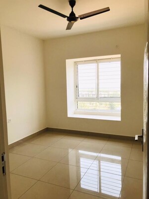 Room in 2 BHK Apartment at Mahendra Aarya, Electronic City – for Rent