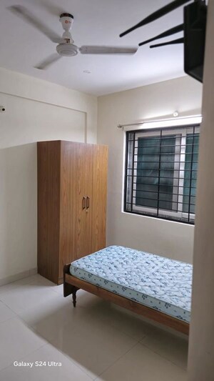 Bedroom in 1 BHK Builder Floor at The Lake View Address, Electronic City Phase I – for Rent