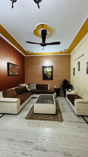 3 BHK Builder Floor For Rent in Sector 23