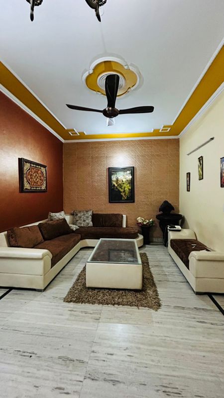 3 BHK Builder Floor For Rent in Sector 23