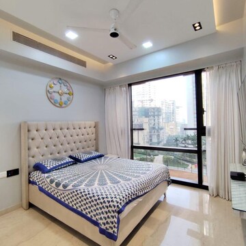 Bedroom in 4 BHK Apartment at Lodha The Park, Century Mills – for Rent
