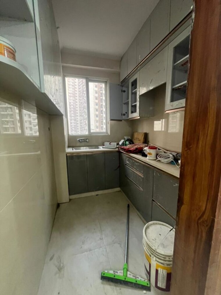 Kitchen, amrapali-golf-homes 2.5 Bedroom 945 Sq.Ft. Apartment In Sector 4 Greater Noida Greater Noida 9806485