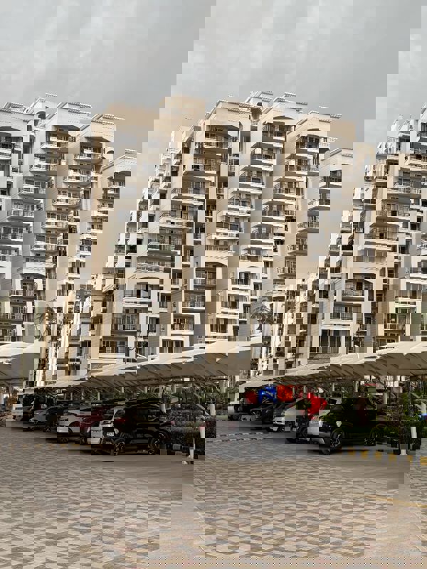 3.5 BHK + Servant Room Apartment For Sale in Allwin El Spazia