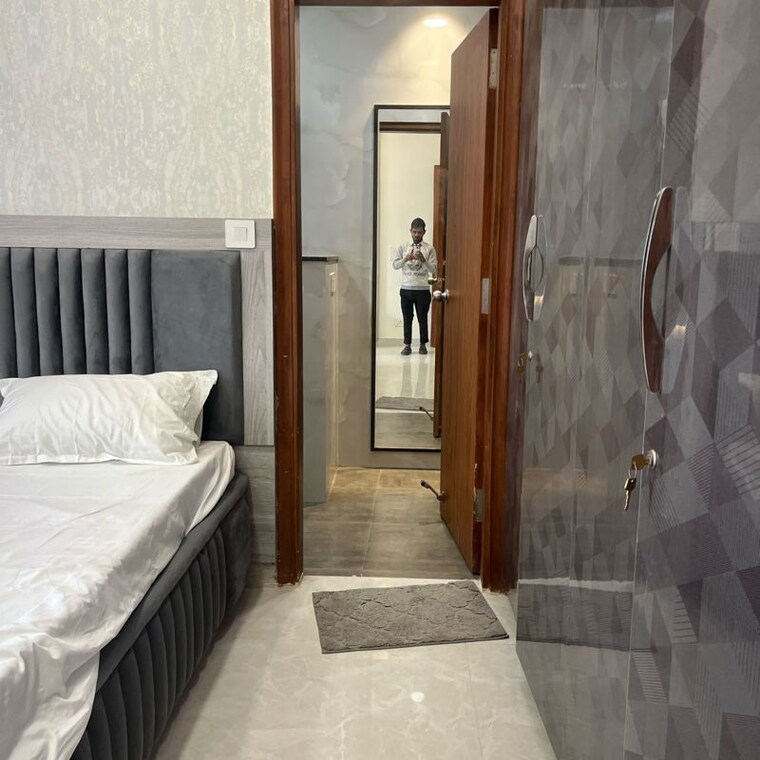 Bathroom, adore-smart-city 3 Bedroom 1850 Sq.Ft. Builder Floor In Sector 97 Faridabad 9577044