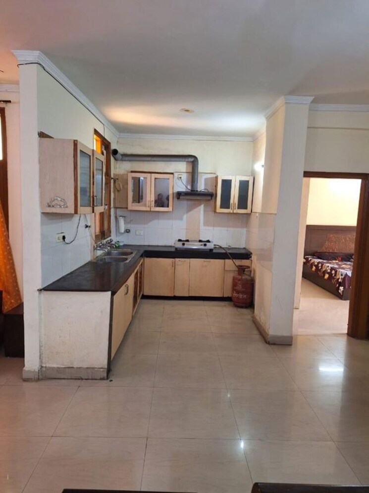 Kitchen, penta-homes 2 Bedroom 1400 Sq.Ft. Apartment In Vip Road Zirakpur 9806631